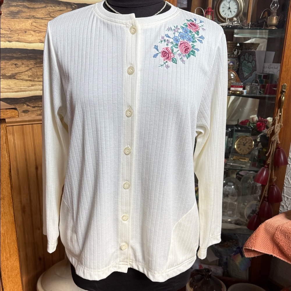 Bon Worth White Button Down Shirt with Floral Embroidery